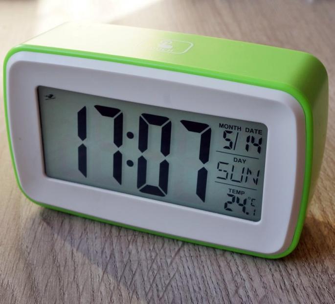 Часы-будильник с термометром и записью звука. Мечта фермера