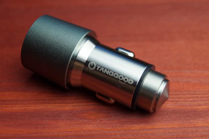 Автомобильное зарядное устройство Tanggood с двумя портами QC 3.0
