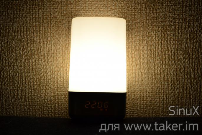 SOLMORE Wake Up Light - автономная лампа с функцией рассветного будильника