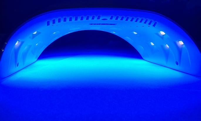 УФ-светодиодная лампа-сушка лака для ногтей DIOZO SUN X9 Plus