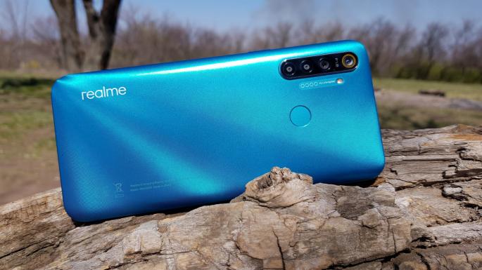 Обзор смартфона Realme 5i: титан автономности и квадрокамера в придачу